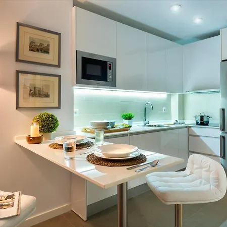 Genteel Banos Apartamento